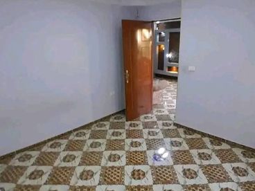 شقه للبيع في العجمي البيطاش شارع ابراهيم عثمان 130م