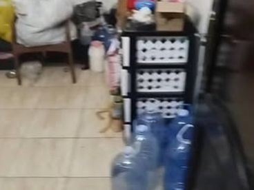 شقة للبيع بفيصل اول بلكونه  ١٣٠متر ٣غرف ورسبشن وحمام ومطبخ رسبشن علي الشارع وغرفه كبيره علي الشارع