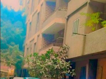 شقه للبيع الدور 4 بين فيصل والهرم