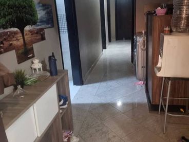 شقة للبيع فرصه مميزه جدا للسكن الراقي او الاستثمار  بأرقي مواقع النزهه بجوار كنتاكي