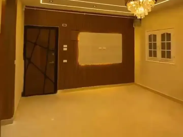 للبيع شقه دور ارضي تاني نمره من الممشى السياحي