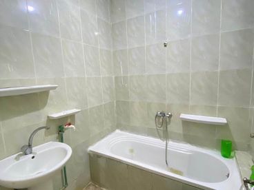 listing-image