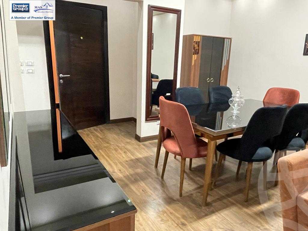 https://aqarmap.com.eg/ar/listing/3954506-for-rent-cairo-el-sheikh-zayed-city-compounds-kmbwnd-wyst-twn-swdyk