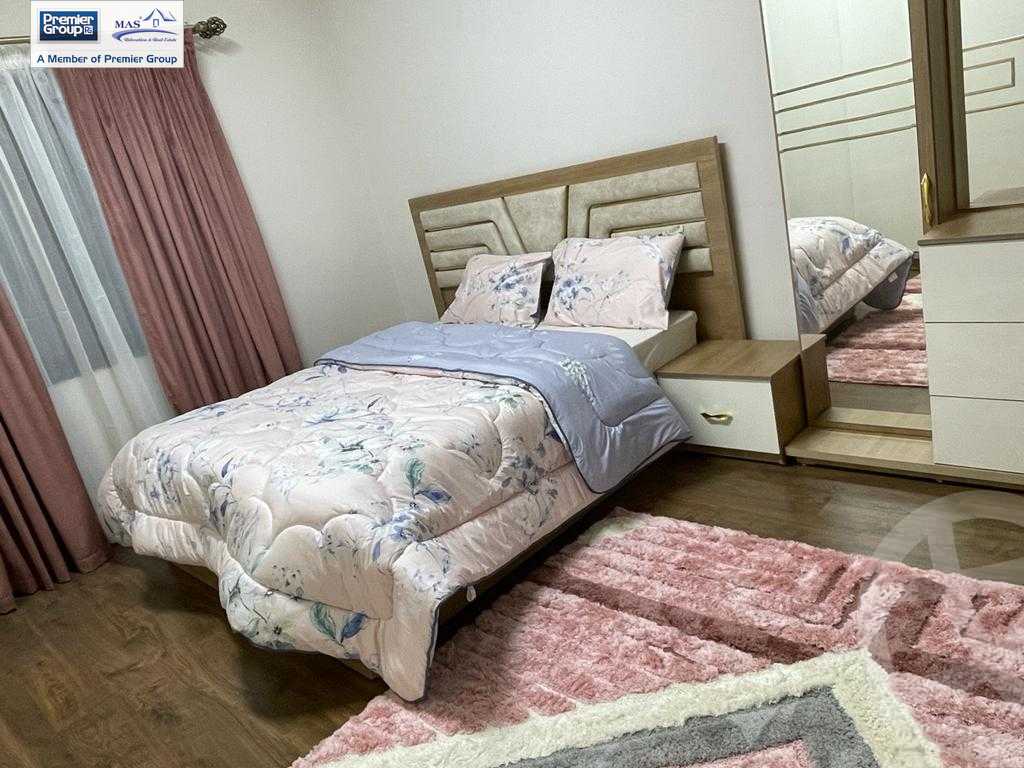 https://aqarmap.com.eg/ar/listing/3954506-for-rent-cairo-el-sheikh-zayed-city-compounds-kmbwnd-wyst-twn-swdyk