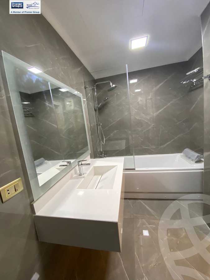 https://aqarmap.com.eg/ar/listing/4333349-for-sale-cairo-el-sheikh-zayed-city-compounds-in-sheikh-zayed-beverly-hills