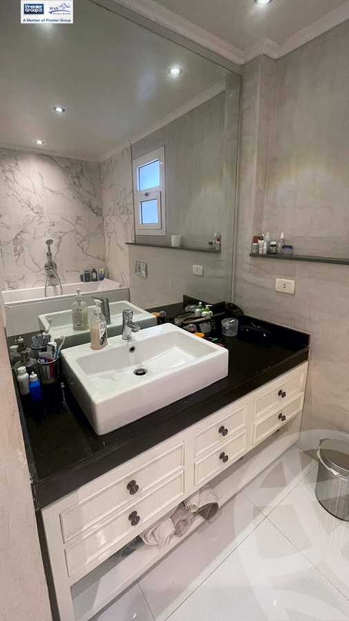 https://aqarmap.com.eg/en/listing/4687341-for-rent-cairo-new-cairo-el-kattameya-compounds-in-kattameya-crystal-plaza