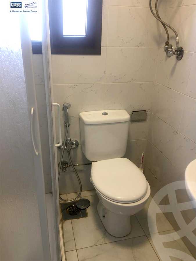 https://aqarmap.com.eg/ar/listing/5416351-for-rent-cairo-el-sheikh-zayed-city-compounds-kmbwnd-wyst-twn-swdyk