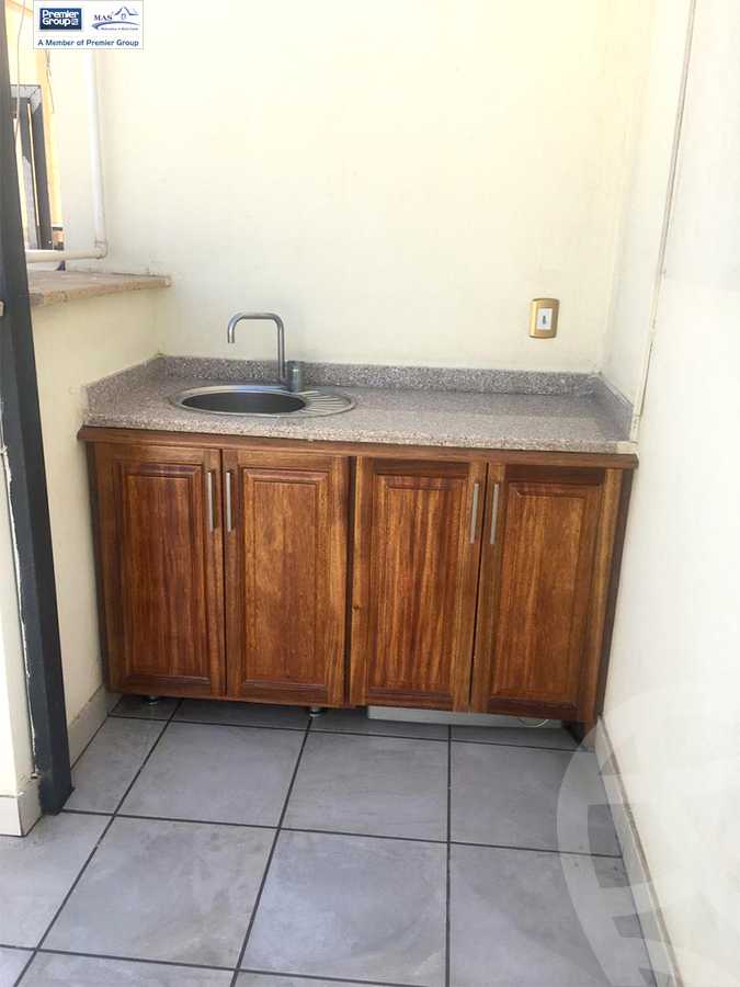 https://aqarmap.com.eg/ar/listing/5416351-for-rent-cairo-el-sheikh-zayed-city-compounds-kmbwnd-wyst-twn-swdyk