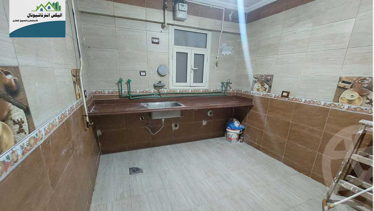 https://aqarmap.com.eg/ar/listing/6172756-for-rent-alexandria-camp-cesar-el-gaish-rd