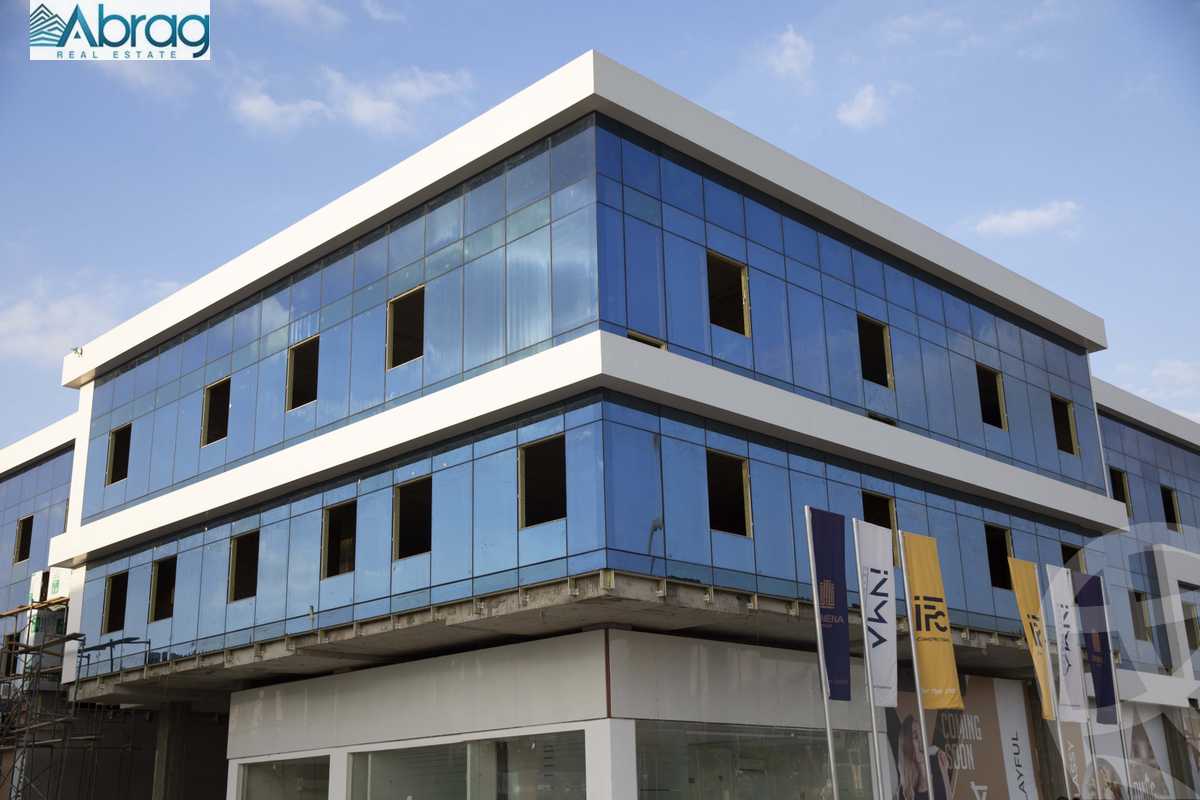 https://aqarmap.com.eg/en/listing/4023466-for-sale-cairo-el-sheikh-zayed-city-compounds-tryfywm-zyd-nm-llttwyr