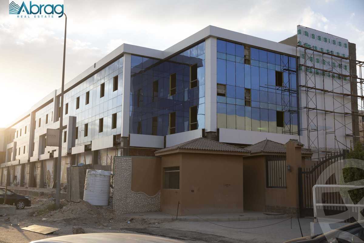 https://aqarmap.com.eg/en/listing/4023466-for-sale-cairo-el-sheikh-zayed-city-compounds-tryfywm-zyd-nm-llttwyr