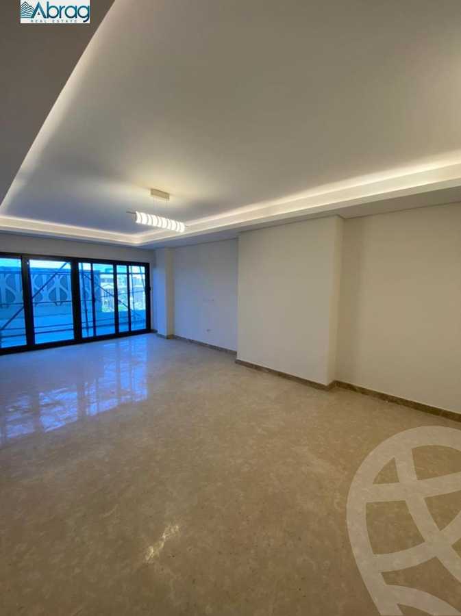 https://aqarmap.com.eg/ar/listing/4033351-for-sale-cairo-el-sheikh-zayed-city-compounds-brj-zyd-wr-llttwyr