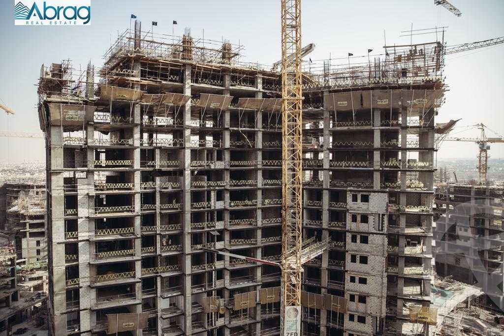 https://aqarmap.com.eg/ar/listing/4033351-for-sale-cairo-el-sheikh-zayed-city-compounds-brj-zyd-wr-llttwyr