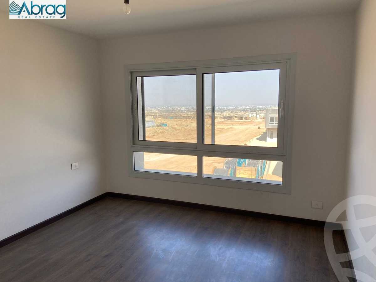 https://aqarmap.com.eg/en/listing/4086292-for-sale-cairo-el-sheikh-zayed-city-compounds-in-sheikh-zayed-etapa