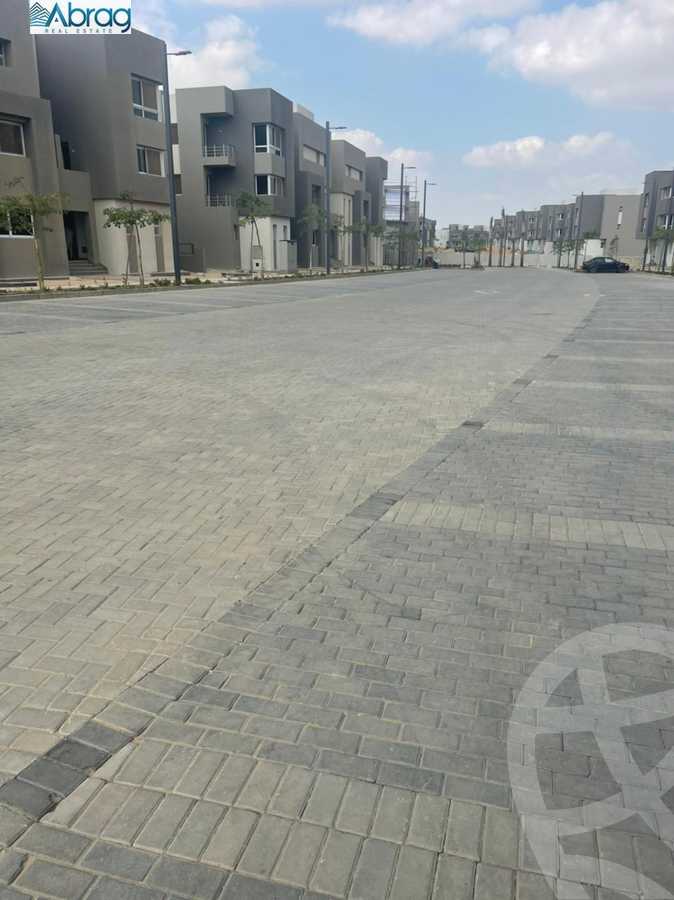 https://aqarmap.com.eg/en/listing/4086292-for-sale-cairo-el-sheikh-zayed-city-compounds-in-sheikh-zayed-etapa