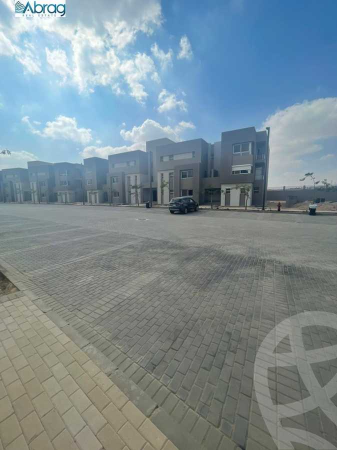 https://aqarmap.com.eg/en/listing/4086292-for-sale-cairo-el-sheikh-zayed-city-compounds-in-sheikh-zayed-etapa