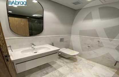 https://aqarmap.com.eg/en/listing/4120690-for-sale-cairo-6th-of-october-compound-aeon