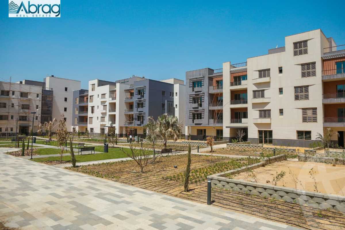 https://aqarmap.com.eg/en/listing/4120750-for-sale-cairo-6th-of-october-compound-aeon