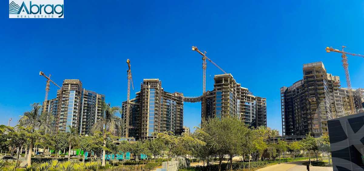 https://aqarmap.com.eg/en/listing/4173392-for-sale-cairo-el-sheikh-zayed-city-compounds-zyd-wr-llttwyr
