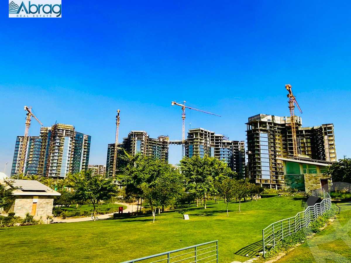 https://aqarmap.com.eg/en/listing/4173392-for-sale-cairo-el-sheikh-zayed-city-compounds-zyd-wr-llttwyr