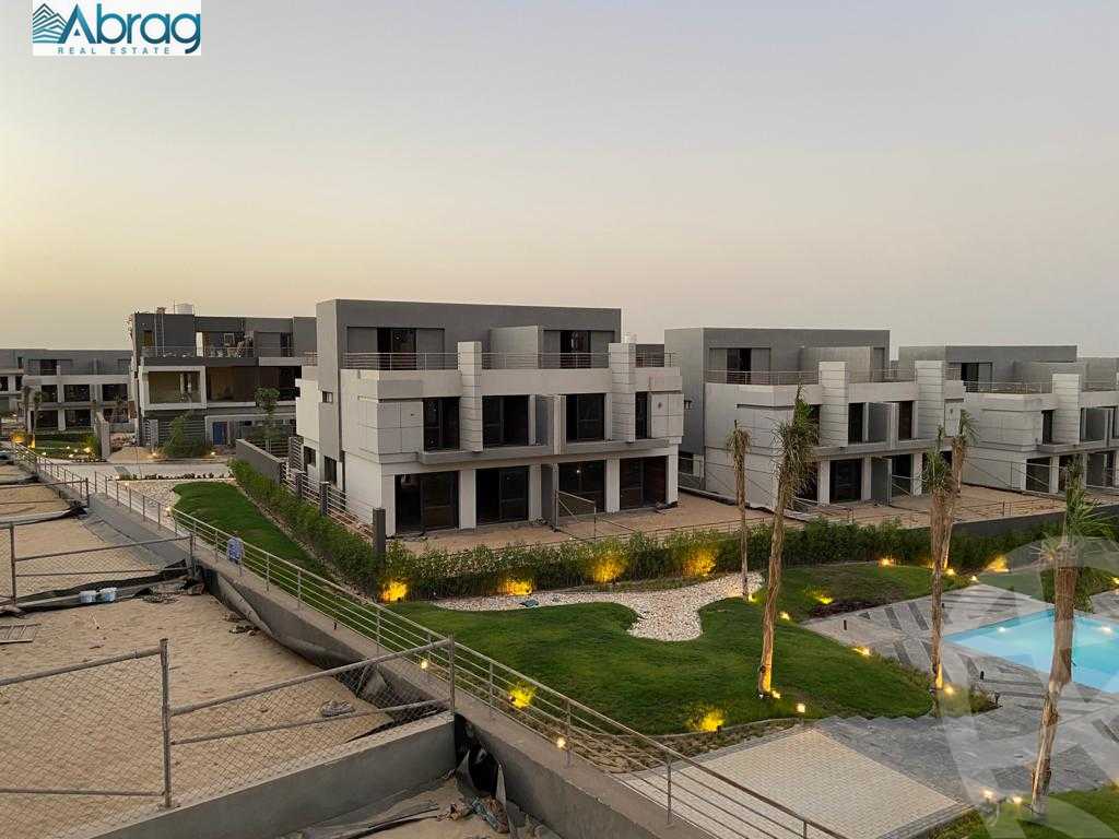https://aqarmap.com.eg/en/listing/4268645-for-sale-cairo-el-sheikh-zayed-city-compounds-in-sheikh-zayed-el-patio-zahraa