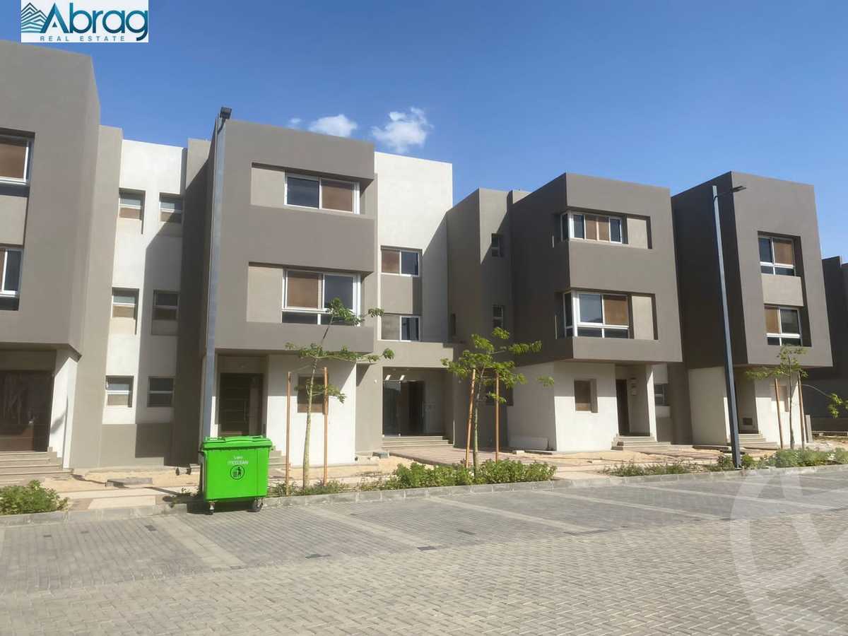 https://aqarmap.com.eg/en/listing/4716095-for-sale-cairo-el-sheikh-zayed-city-compounds-in-sheikh-zayed-etapa