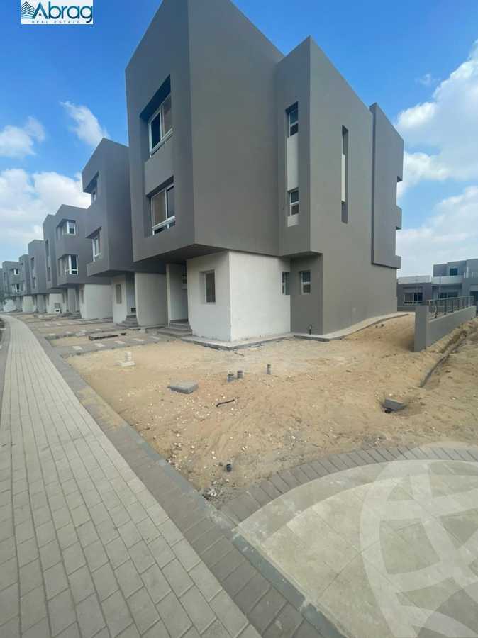 https://aqarmap.com.eg/ar/listing/4804147-for-sale-cairo-el-sheikh-zayed-city-compounds-etapa