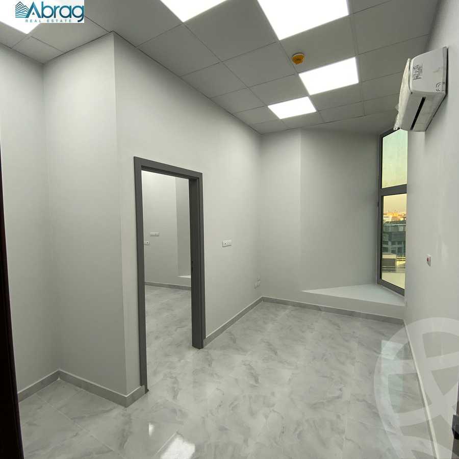 https://aqarmap.com.eg/en/listing/5463361-for-rent-cairo-el-sheikh-zayed-city-compounds-hayat-clinics-mall-al-fayoum-development