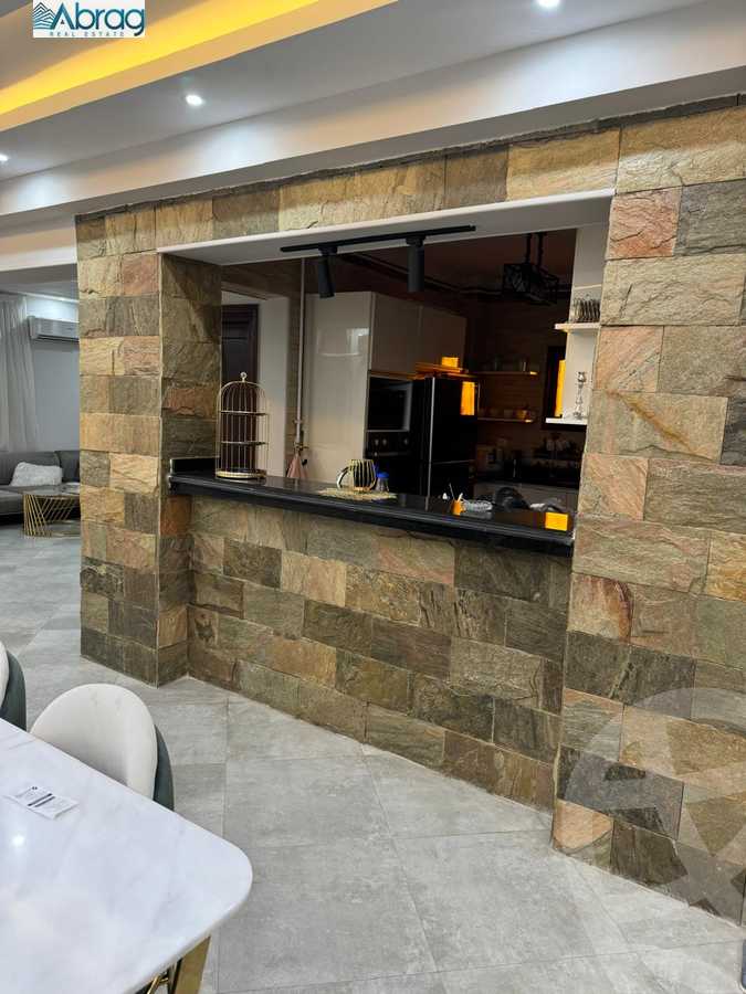 https://aqarmap.com.eg/ar/listing/5545361-for-sale-cairo-el-sheikh-zayed-city-el-hay-el-khames-lhry