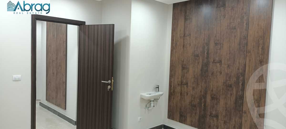 https://aqarmap.com.eg/ar/listing/5904452-for-rent-cairo-el-sheikh-zayed-city-compounds-tryfywm-zyd-nm-llttwyr