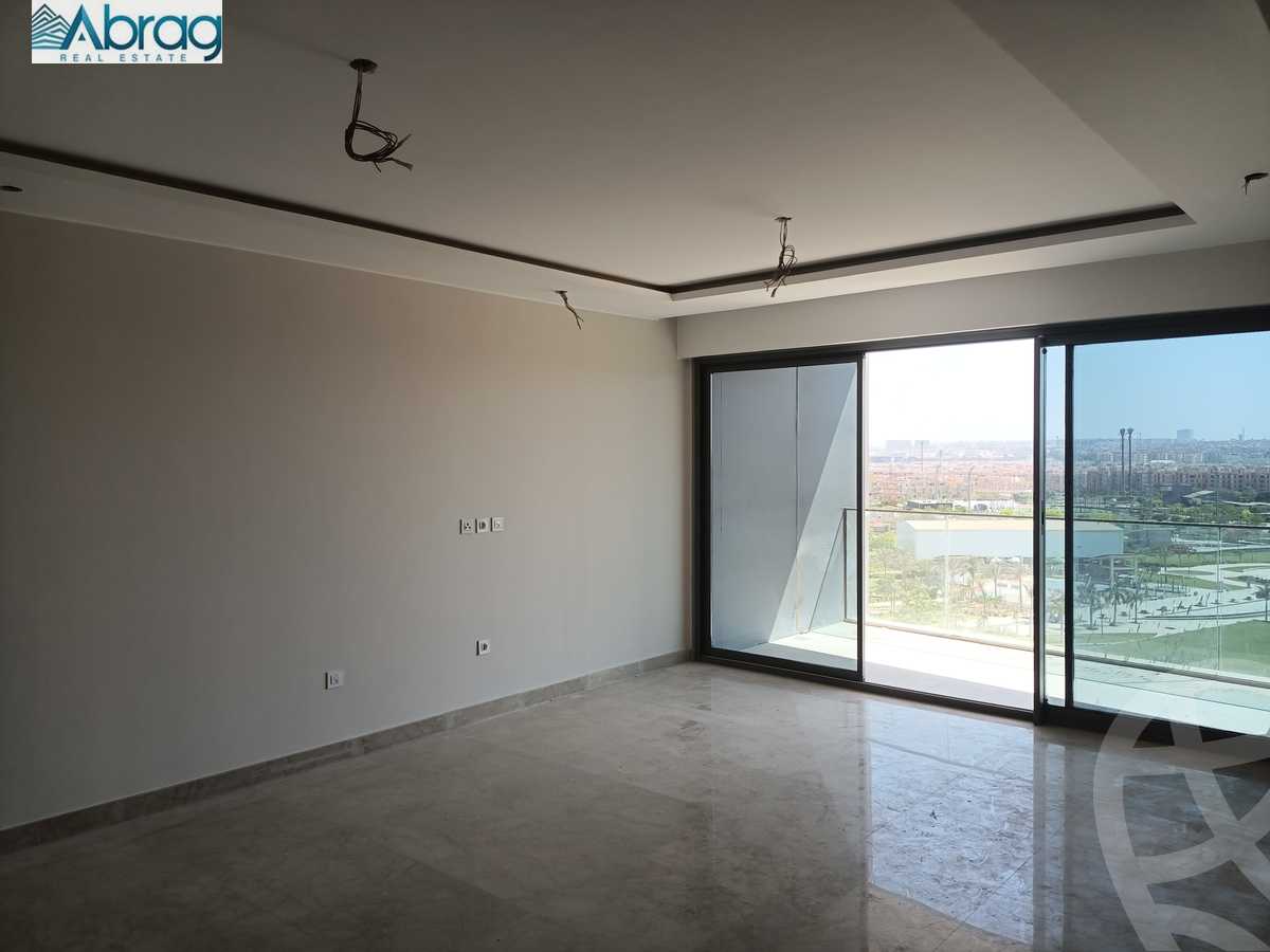 https://aqarmap.com.eg/en/listing/5948674-for-sale-cairo-el-sheikh-zayed-city-compounds-zyd-wr-llttwyr-park-towers-zed-el-sheikh-zayed-compound
