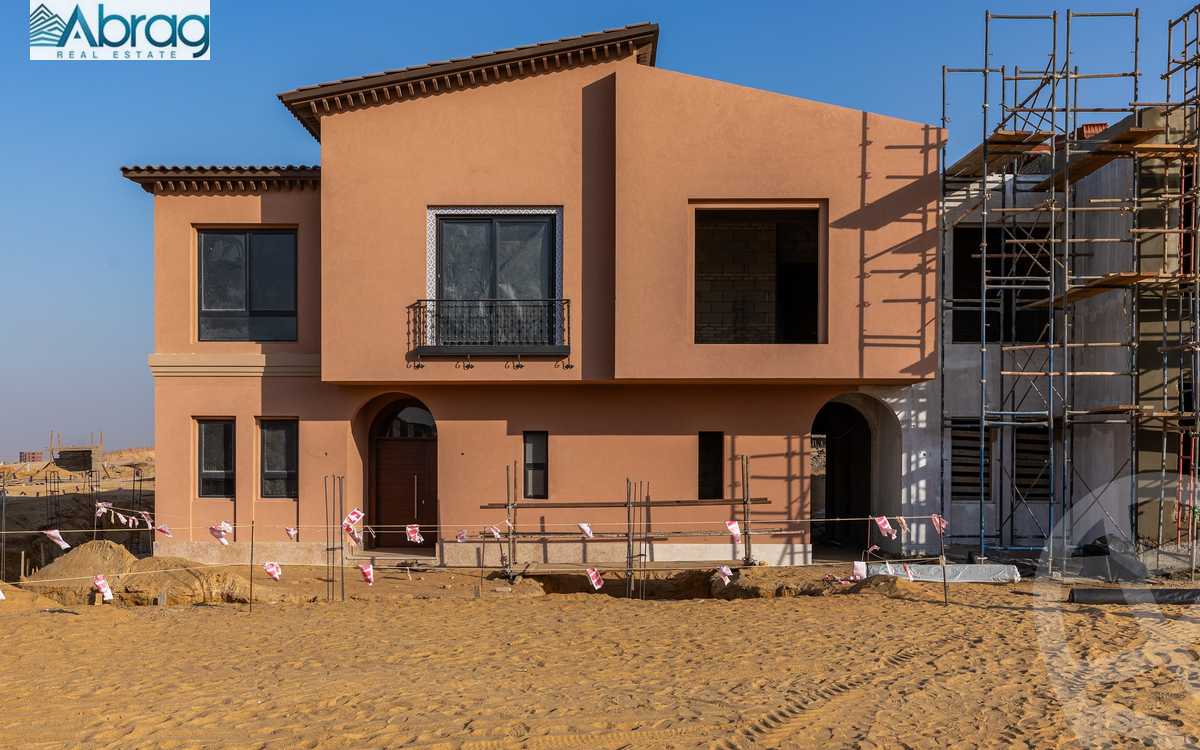 https://aqarmap.com.eg/ar/listing/6191375-for-sale-cairo-el-sheikh-zayed-city-compounds-kmbwnd-fyldj-wyst-dr-llttwyr