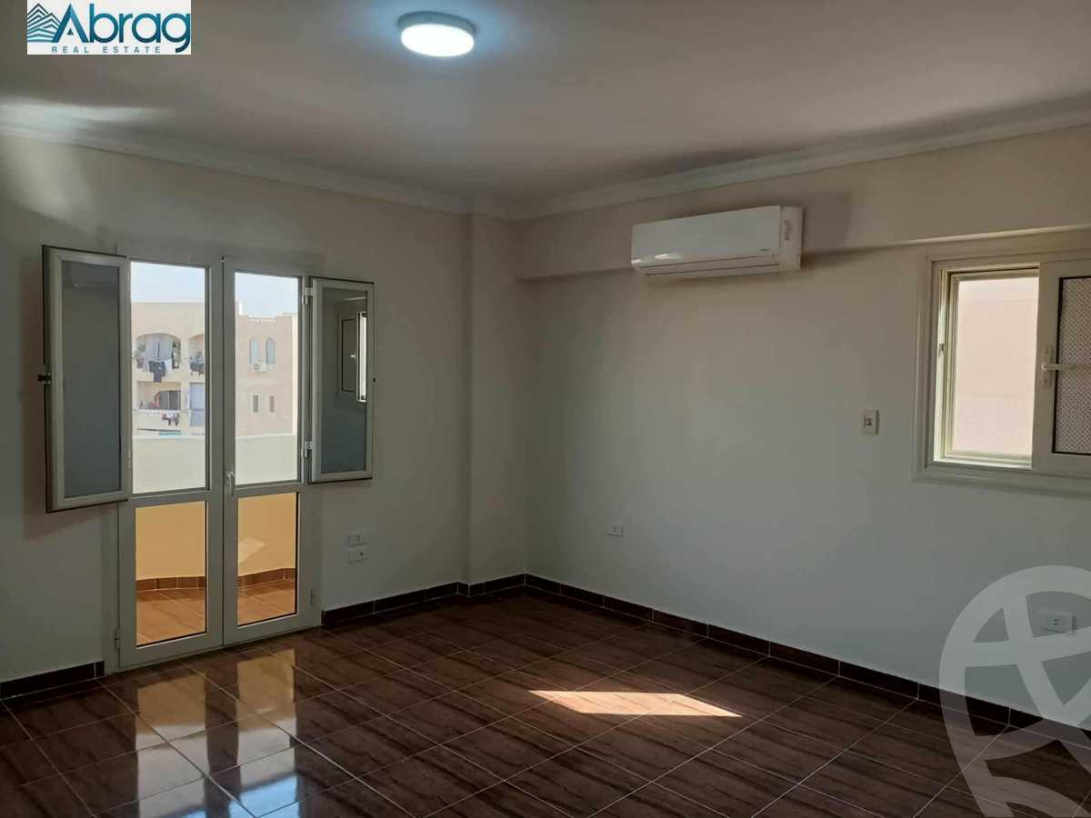 https://aqarmap.com.eg/en/listing/6520114-for-sale-cairo-el-sheikh-zayed-city-el-hay-el-hady-ashaer-area-1-street-10