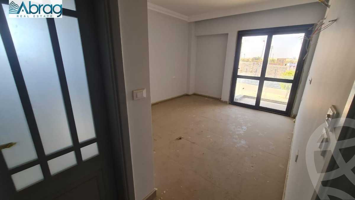 https://aqarmap.com.eg/en/listing/6520139-for-sale-cairo-el-sheikh-zayed-city-compounds-el-patio-zahraa