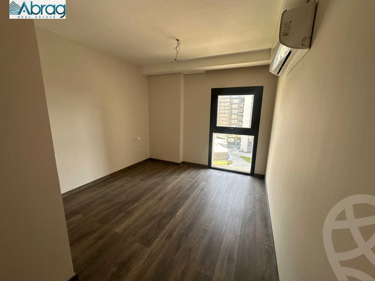 https://aqarmap.com.eg/ar/listing/6604054-for-sale-cairo-el-sheikh-zayed-city-compounds-zyd-wr-llttwyr-z-tower