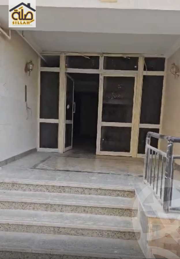 https://aqarmap.com.eg/en/listing/5990981-for-sale-cairo-new-cairo-compounds-el-rekaba-el-edarea-compound