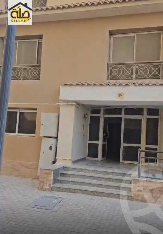 https://aqarmap.com.eg/en/listing/5990981-for-sale-cairo-new-cairo-compounds-el-rekaba-el-edarea-compound