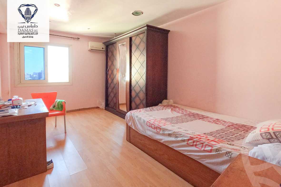 https://aqarmap.com.eg/en/listing/4237974-for-sale-alexandria-sporting-abou-quer-st