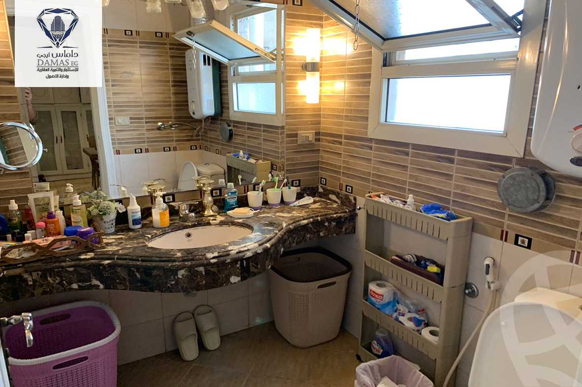 https://aqarmap.com.eg/en/listing/4268439-for-sale-alexandria-ganaklis-shr-bw-qyr-tryq-lhry