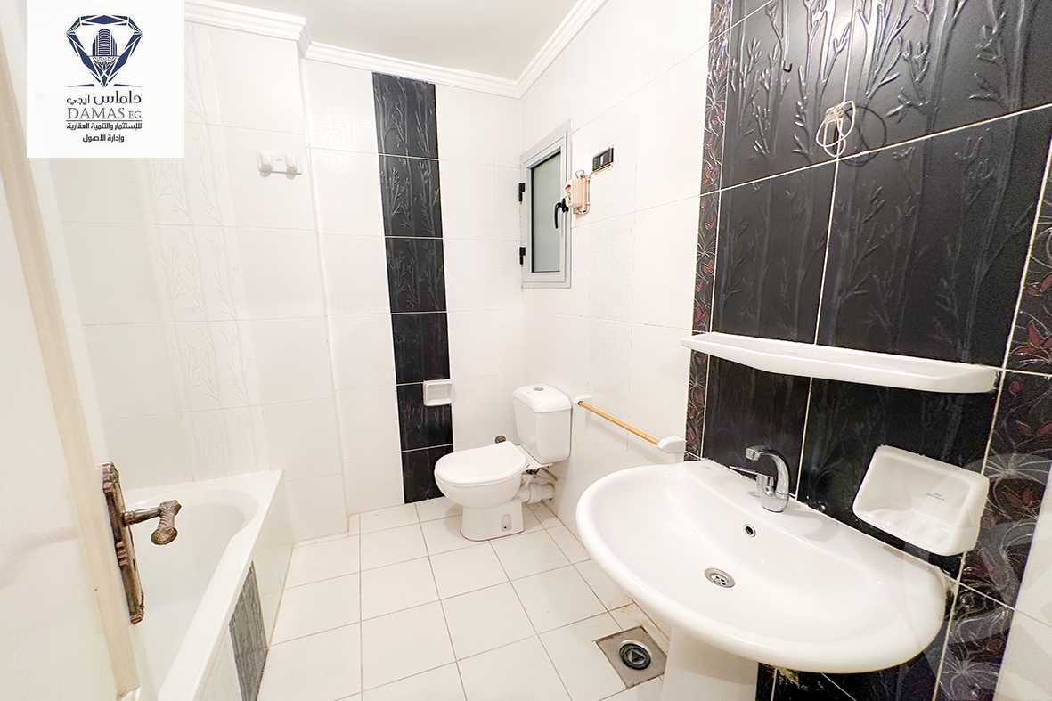 https://aqarmap.com.eg/en/listing/4268522-for-sale-alexandria-kafr-abdo-kafr-abdou-st