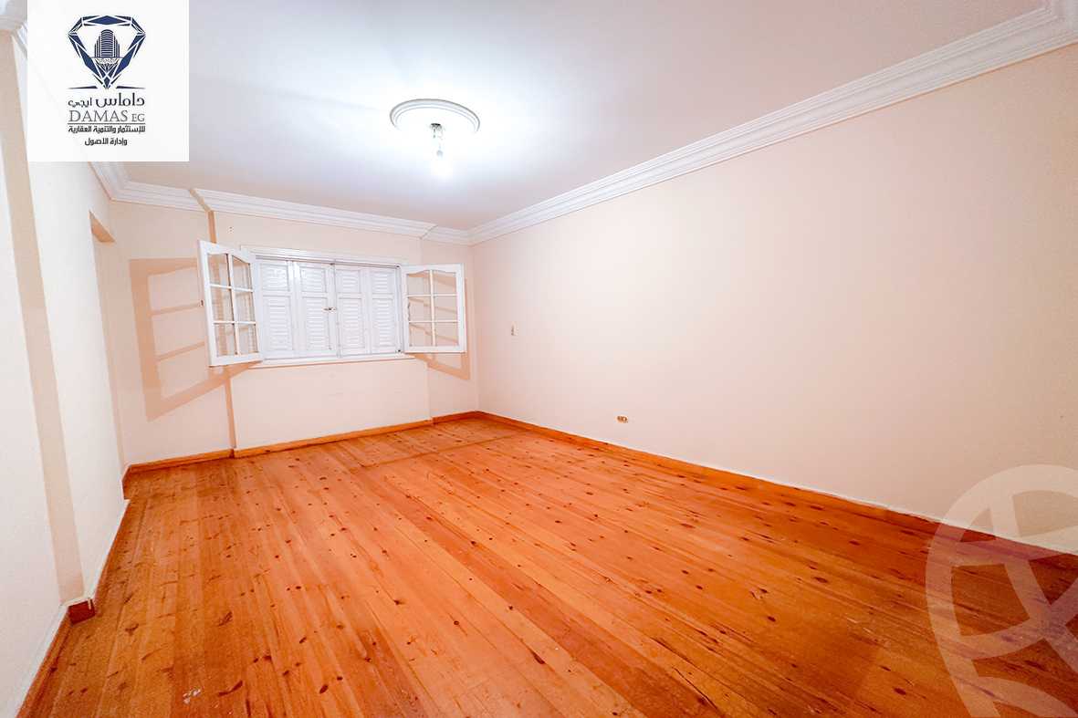 https://aqarmap.com.eg/en/listing/4268522-for-sale-alexandria-kafr-abdo-kafr-abdou-st