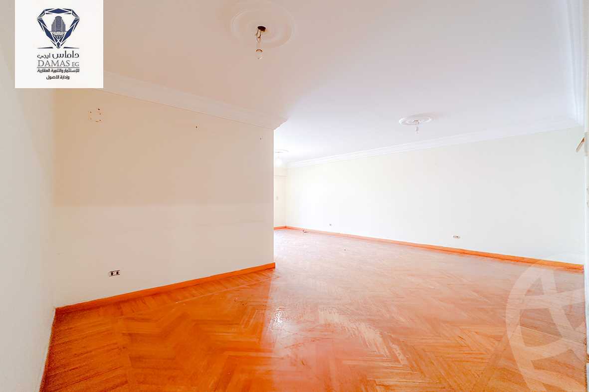 https://aqarmap.com.eg/en/listing/4268522-for-sale-alexandria-kafr-abdo-kafr-abdou-st