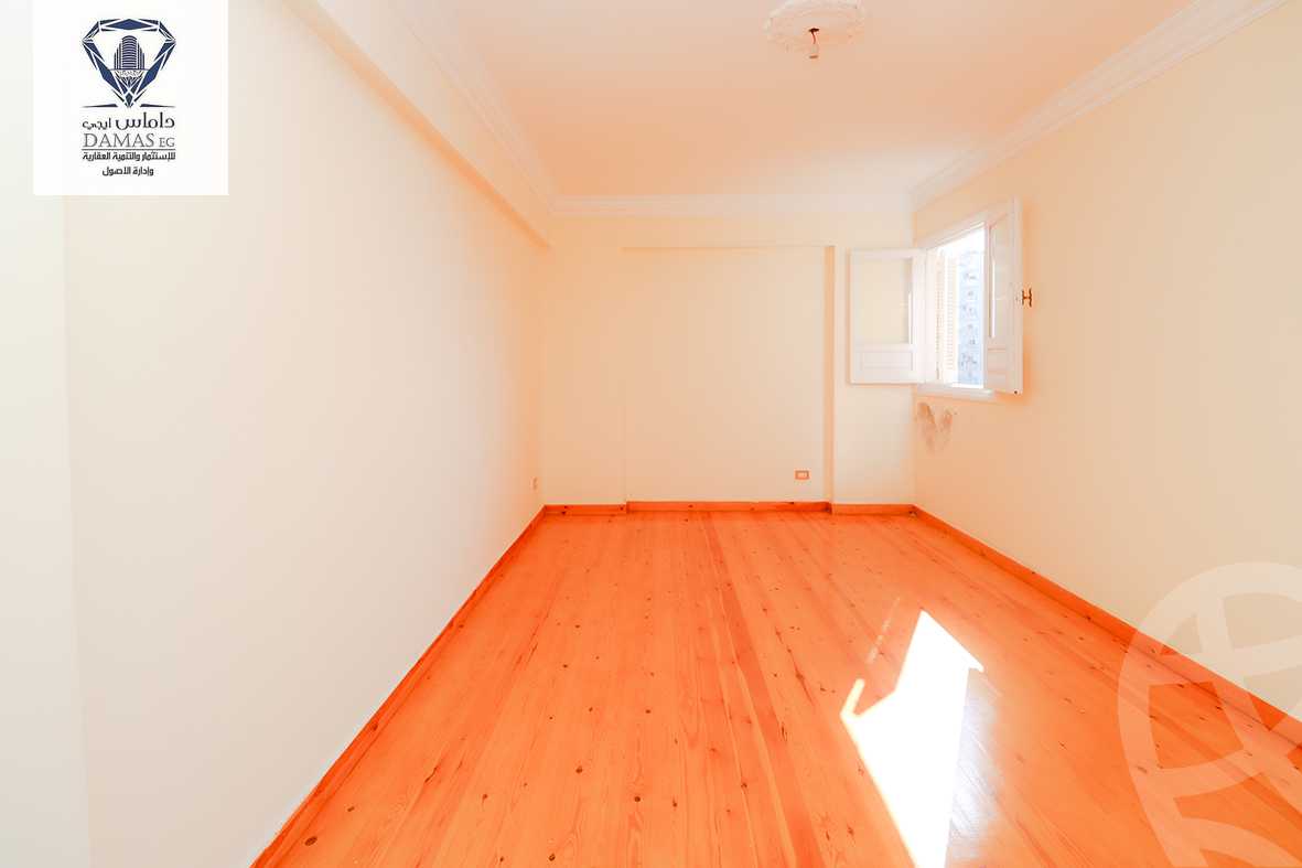 https://aqarmap.com.eg/en/listing/4282053-for-sale-alexandria-camp-cesar-el-gaish-rd