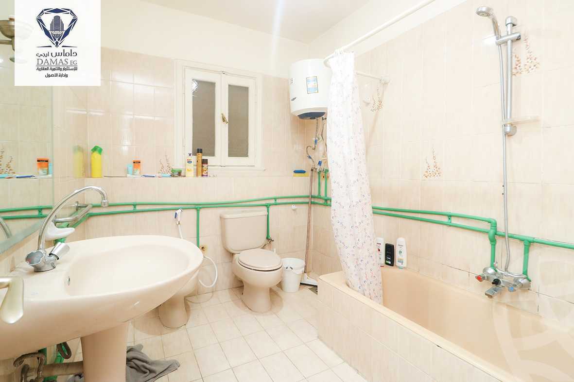 https://aqarmap.com.eg/en/listing/4282099-for-sale-alexandria-kafr-abdo-kafr-abdou-st