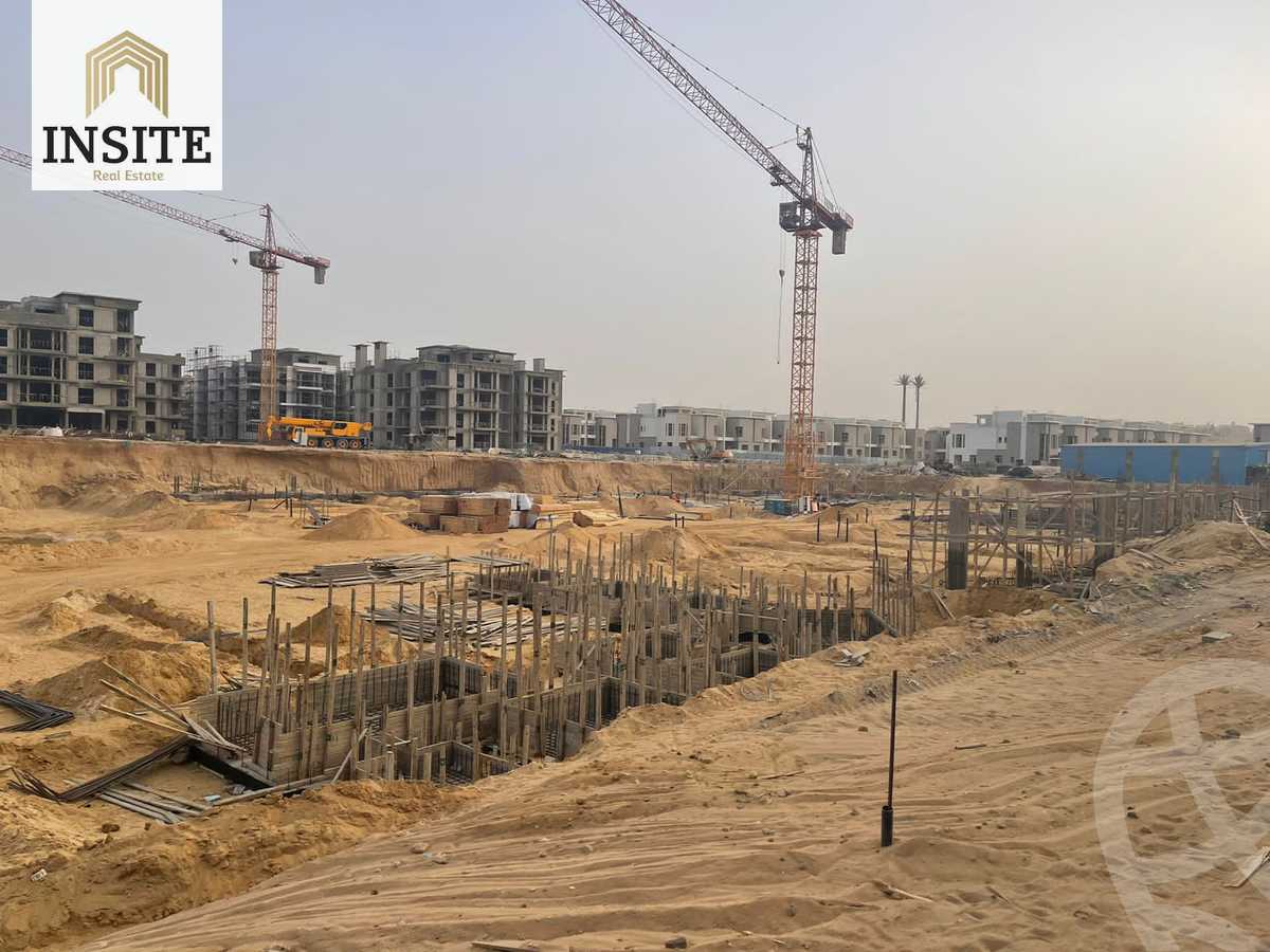 https://aqarmap.com.eg/en/listing/4356897-for-sale-cairo-new-cairo-compounds-kmbwnd-lfwntyn-rkw