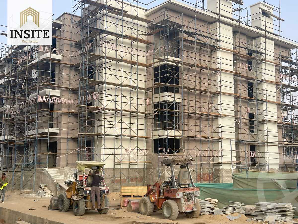 https://aqarmap.com.eg/en/listing/4356897-for-sale-cairo-new-cairo-compounds-kmbwnd-lfwntyn-rkw