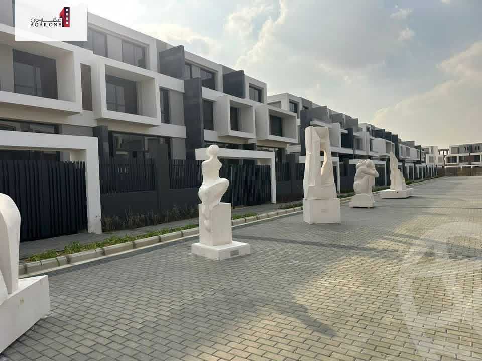 https://aqarmap.com.eg/ar/listing/6560225-for-sale-cairo-new-cairo-compounds-el-patio-town-compound-la-vista