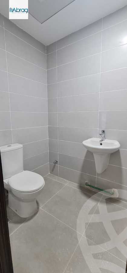 https://aqarmap.com.eg/en/listing/4170671-for-sale-cairo-el-sheikh-zayed-city-compounds-tryfywm-zyd-nm-llttwyr