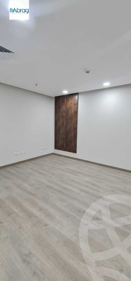 https://aqarmap.com.eg/en/listing/4170671-for-sale-cairo-el-sheikh-zayed-city-compounds-tryfywm-zyd-nm-llttwyr