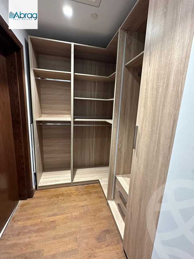 https://aqarmap.com.eg/en/listing/5359427-for-rent-cairo-6th-of-october-compounds-aeon